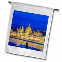 3droza Mađarska, Budimpešta, mađarski parlament na sumrak. - Zastava bašte, prema