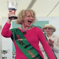 Helen Mirren Big osmijeh na njenom licu drži se za djevojke Trofejne kalendare